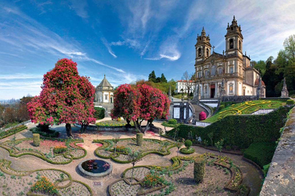 Senhora A Branca Braga